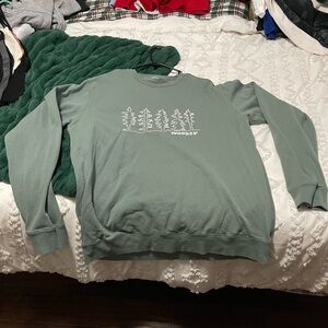 2 sweatshirts, 1 t-shirt 3XL